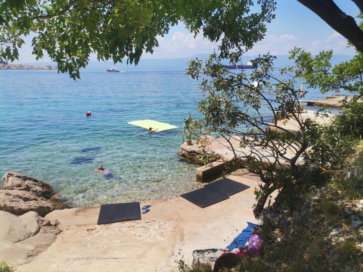 Apartmani Omišalj المظهر الخارجي الصورة