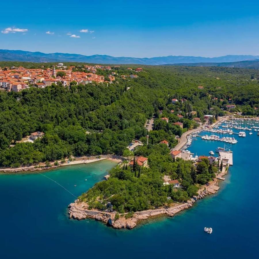 Apartmani Omišalj المظهر الخارجي الصورة